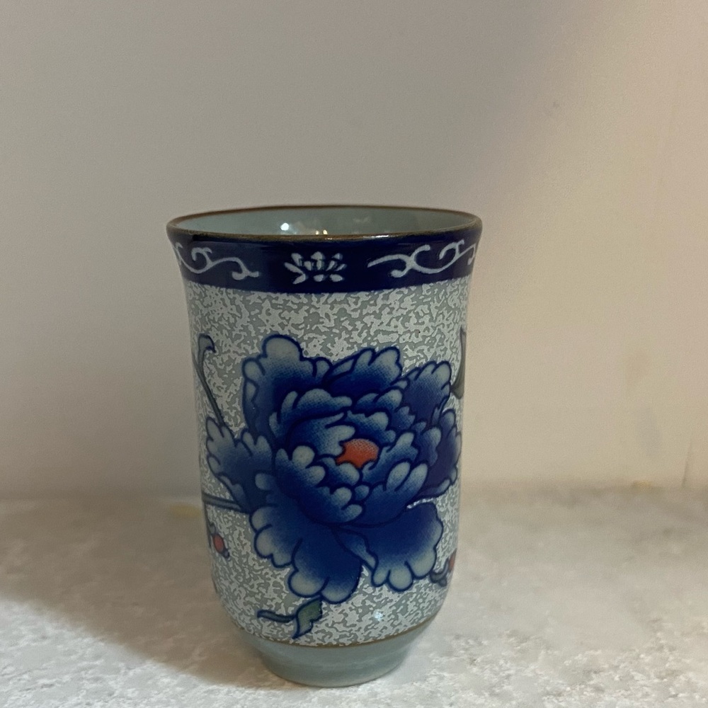 Vintage Tiny vase chrysanthemum Chinese transfer ware celadon glaze